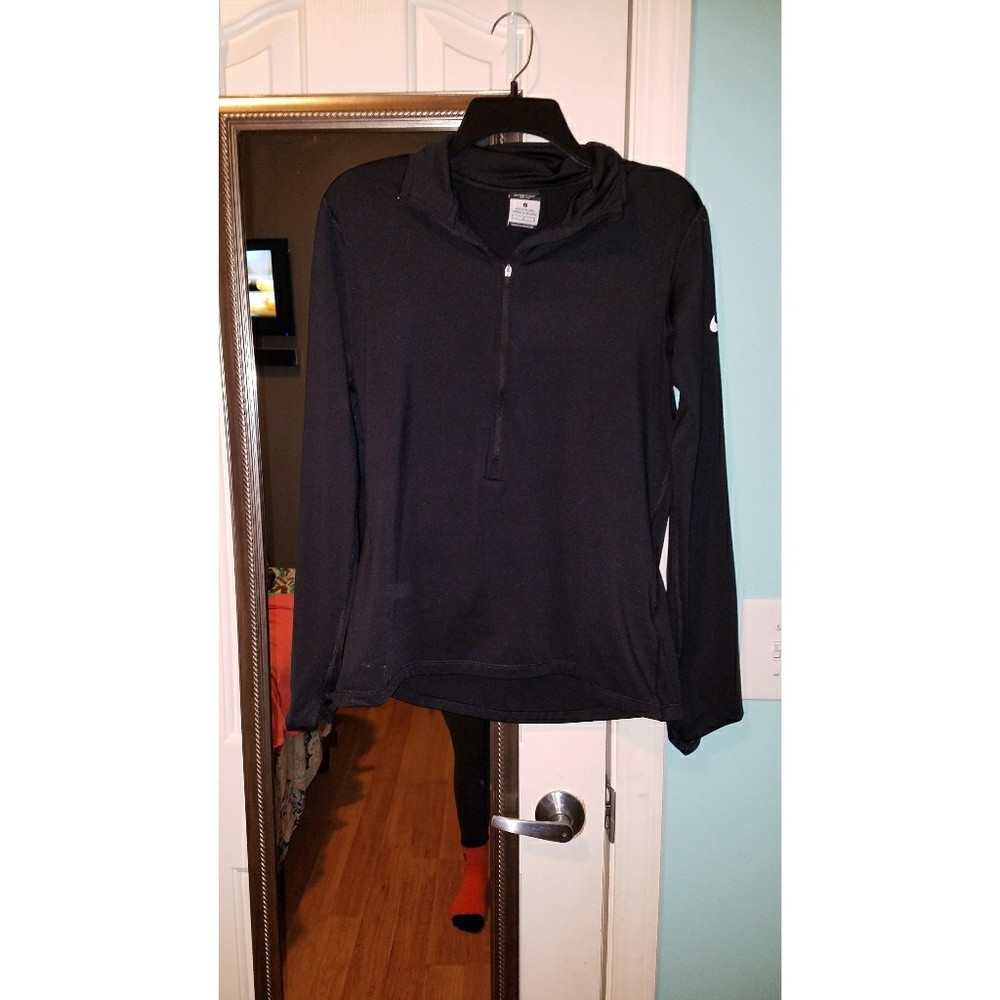 Nike pullover